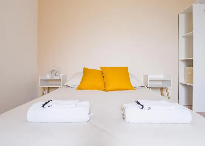 Douce Escale A La Cite * Καρκασόν